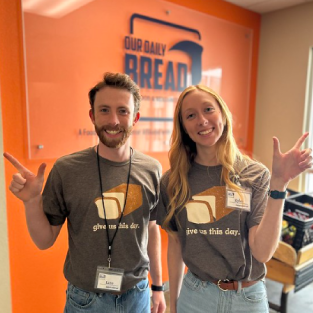 Student volunteers at Our Daily Bread
